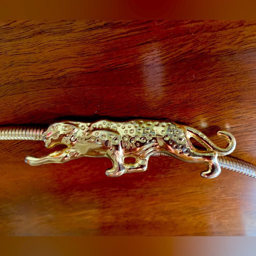 Gold metal belt with leopard clasp, 30” with minimal stretch